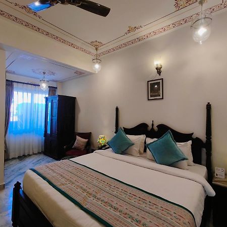 The Amar Mahal By Trulyy Hotel Udaipur Exterior photo