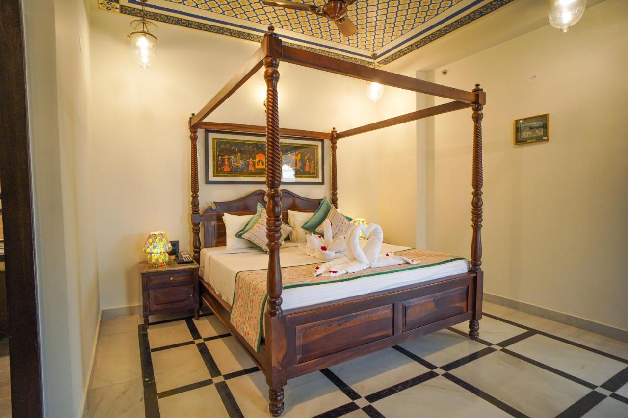 The Amar Mahal By Trulyy Hotel Udaipur Exterior photo