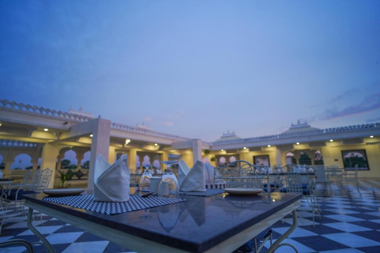 The Amar Mahal By Trulyy Hotel Udaipur Exterior photo