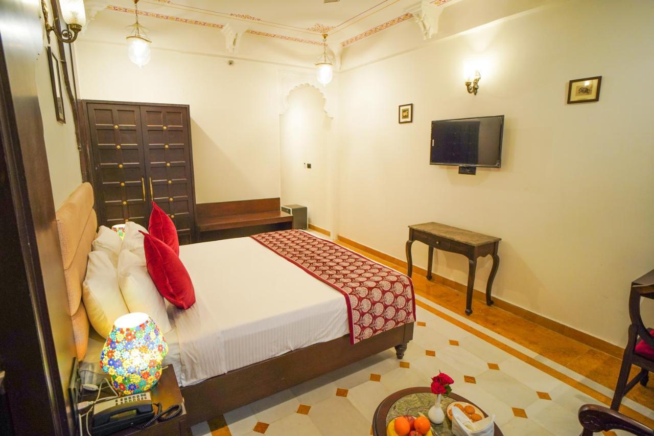 The Amar Mahal By Trulyy Hotel Udaipur Exterior photo