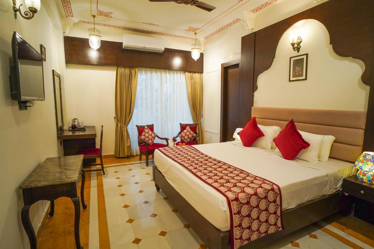 The Amar Mahal By Trulyy Hotel Udaipur Exterior photo