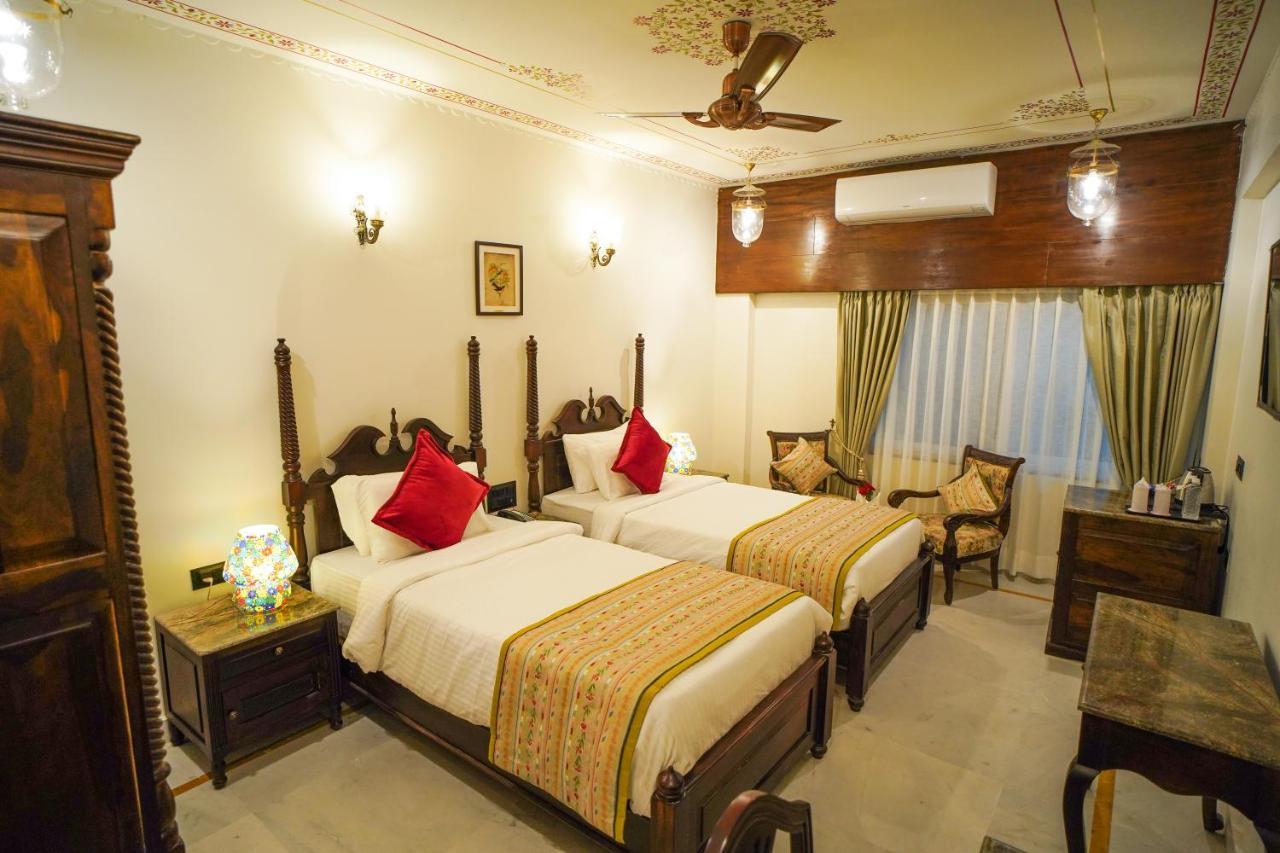 The Amar Mahal By Trulyy Hotel Udaipur Exterior photo