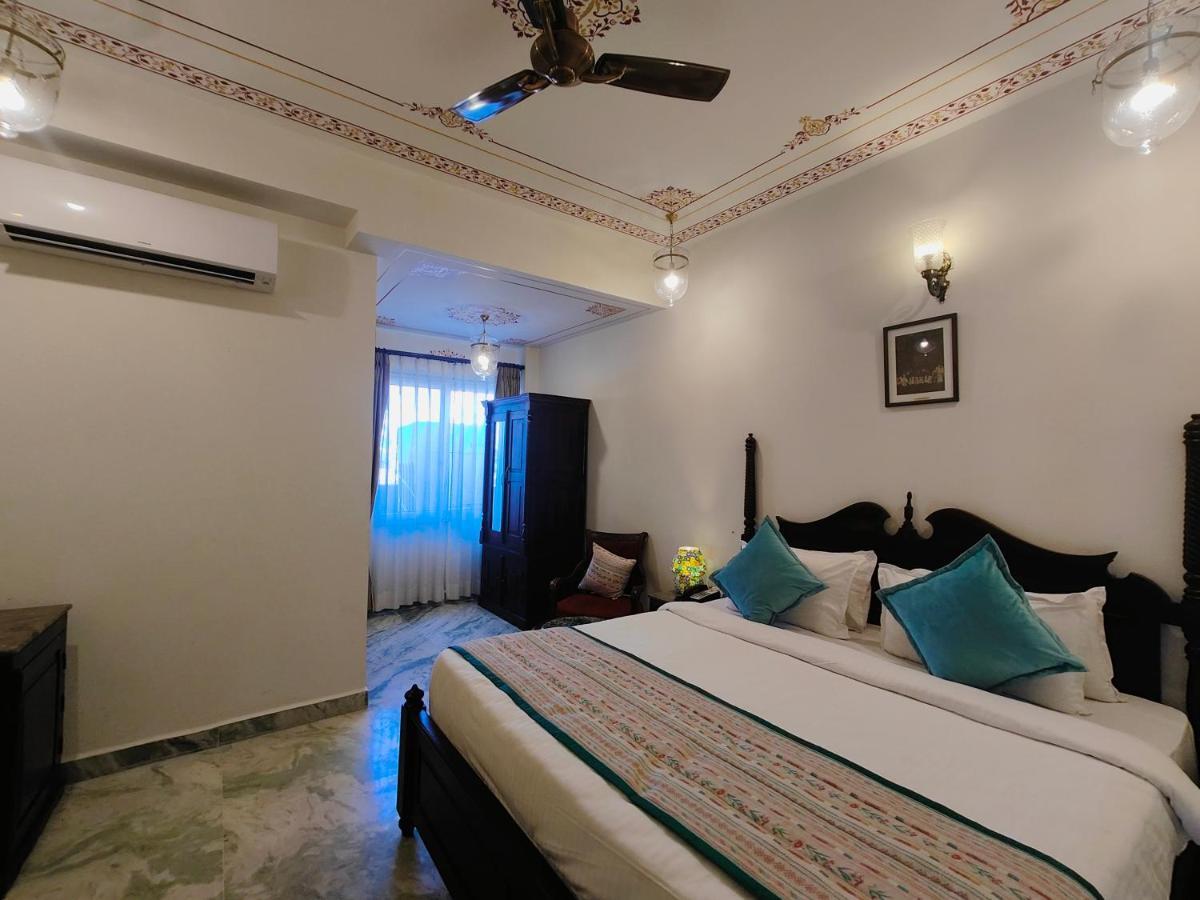 The Amar Mahal By Trulyy Hotel Udaipur Exterior photo