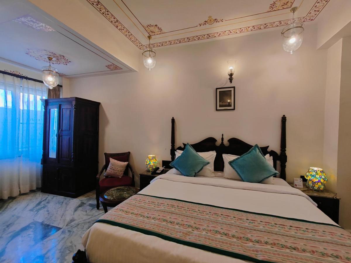 The Amar Mahal By Trulyy Hotel Udaipur Exterior photo