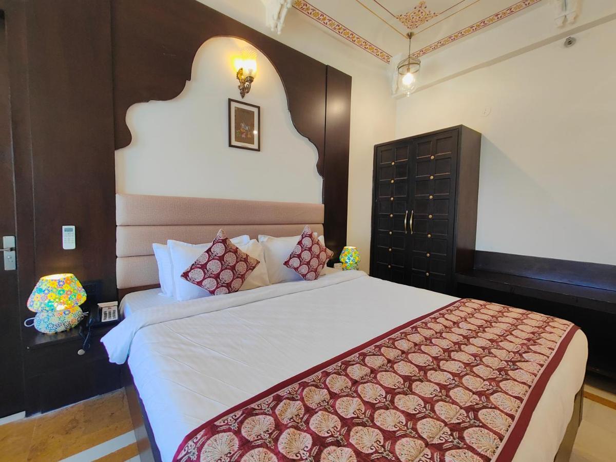 The Amar Mahal By Trulyy Hotel Udaipur Exterior photo